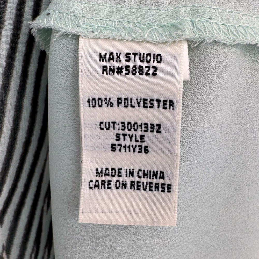 Max Studio Sleeveless Lined Geometric Print Top Size Small Green Peach - Picture 5 of 10